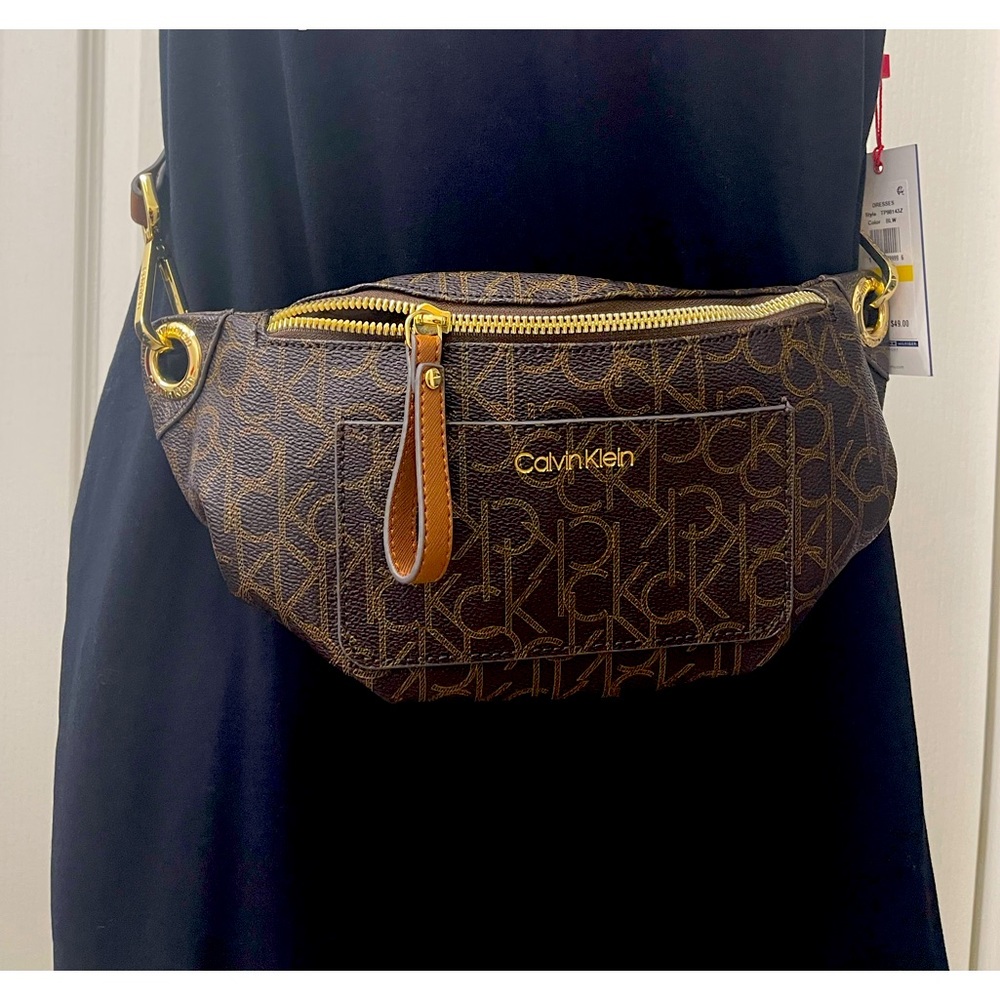 NWT Calvin Klein Women's Novelty Belt Bag